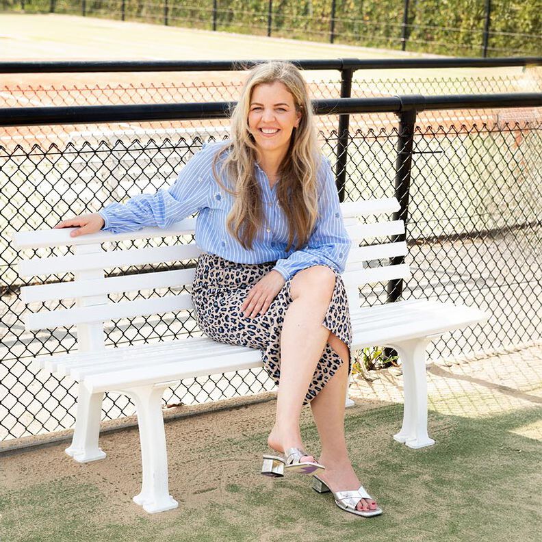 Bomuldsblanding pailletbroderi på striber | Poppy Fabrics – lyseblå/hvid,  image number 7