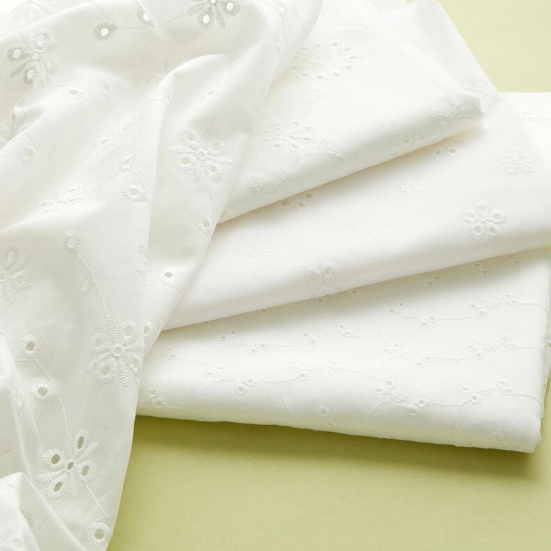 Hulbroderi Blomster med b&oslash;lgede kanter &ndash; hvid,  image number 5