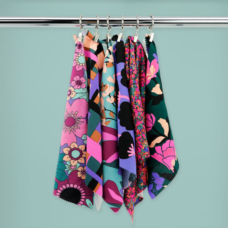 LENZING™ ECOVERO™ viskosestof  Poppies | Nerida Hansen – lilla/sort,  image number 5