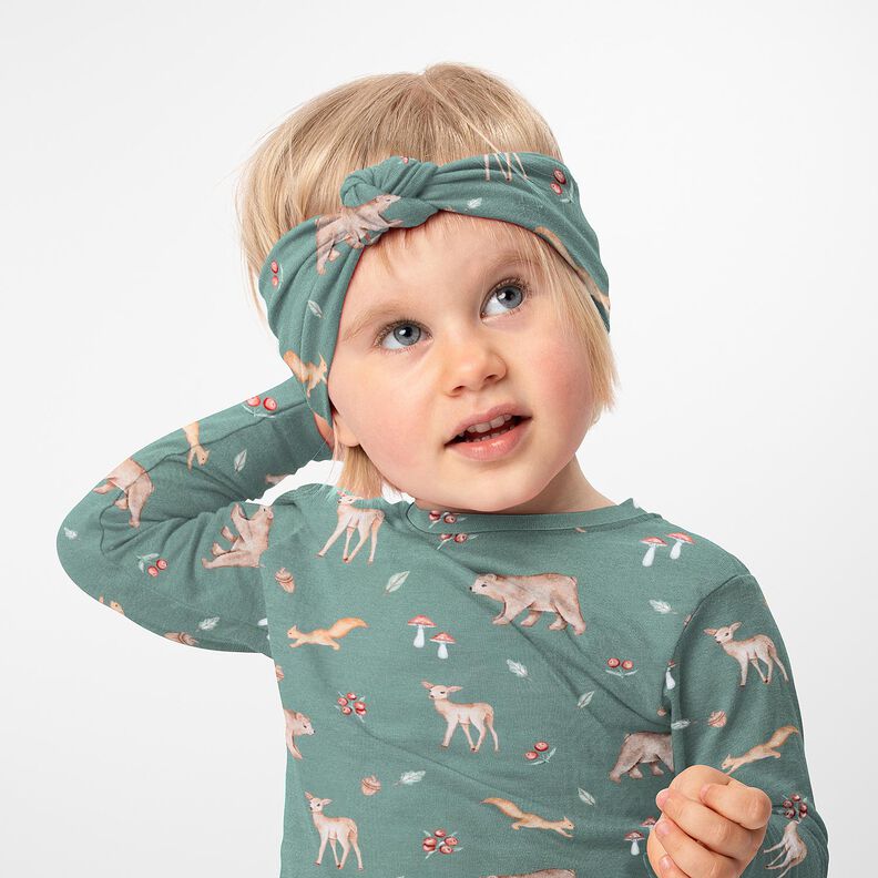 GOTS French Terry Sommersweat Bjørn, rådyr, egern Digitaltryk – mørkegrøn,  image number 5