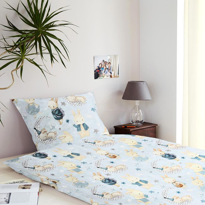 Dekorationsstof Bomuldskiper kanin i drømmeland Digitaltryk – babyblue/jeansblå,  image number 6