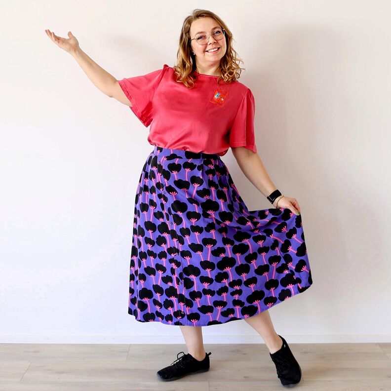 LENZING™ ECOVERO™ viskosestof  Poppies | Nerida Hansen – lilla/sort,  image number 7