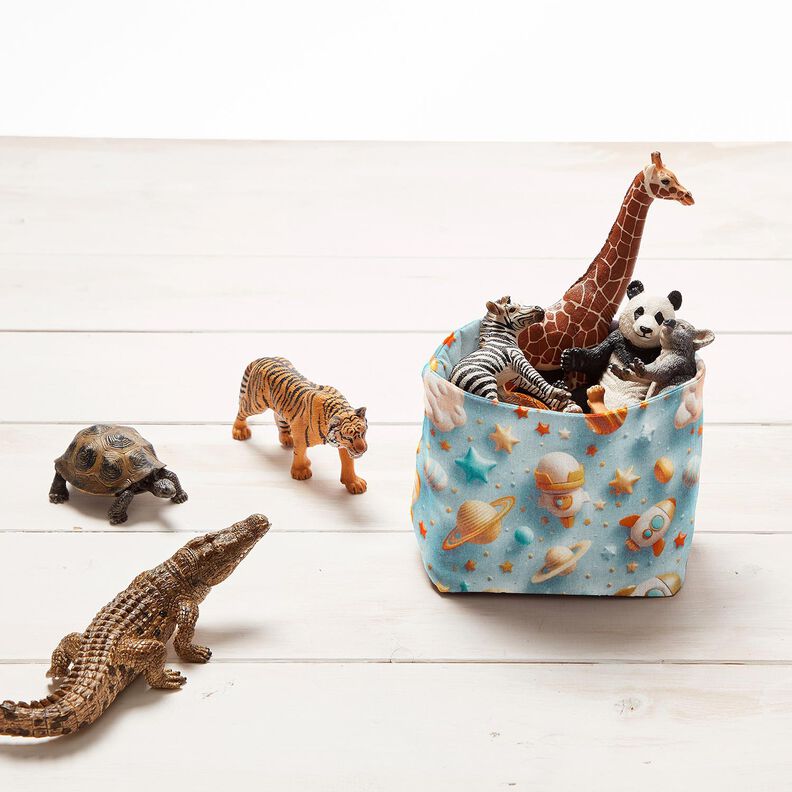 Bomuldspoplin univers Digitaltryk – lyseblå,  image number 5